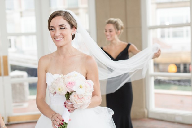 Lara and Kyle's Omni Parker House Wedding on The Boston Bride a Massachusetts Bridal Blog